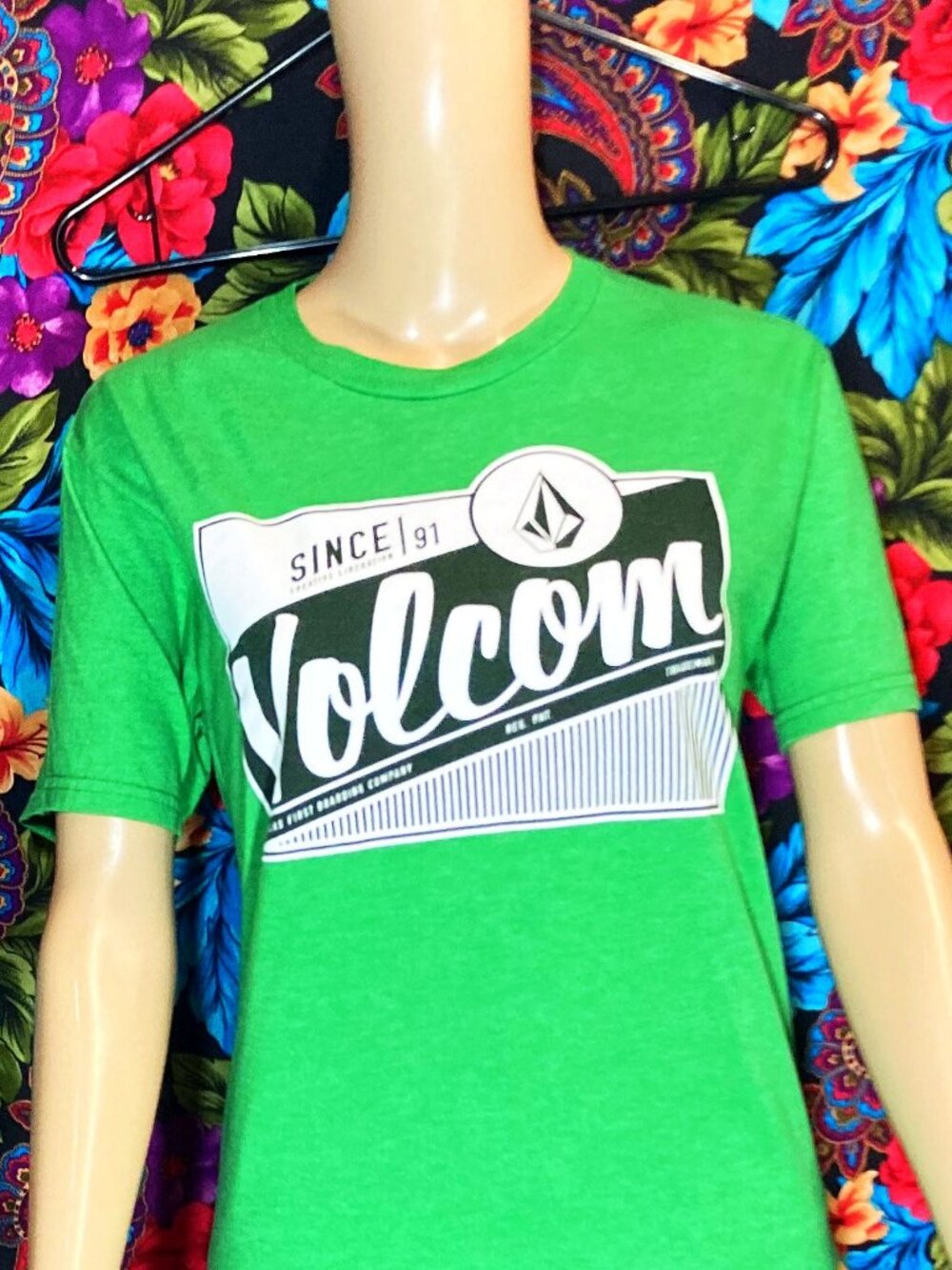 MEN'S VOLCOM STONE SHIRT GRAPHIC LOGO TEE MENS SIZE SMALL